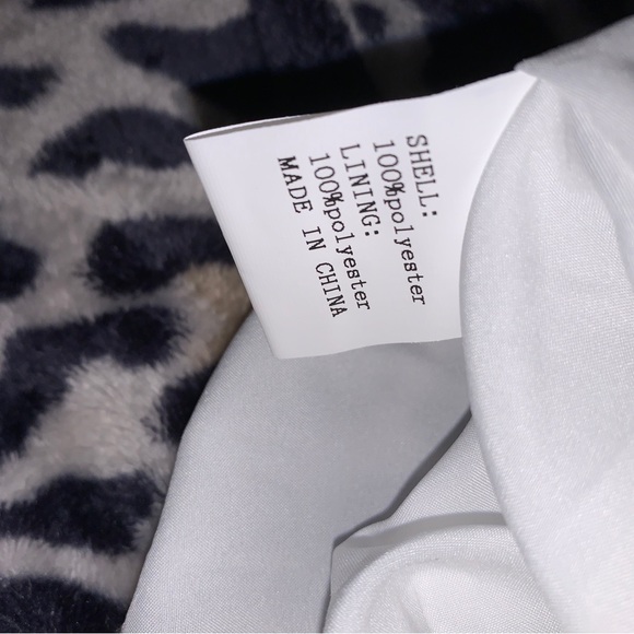 Button Up White Pretty Garden Midi Dress - Picture 11 of 11